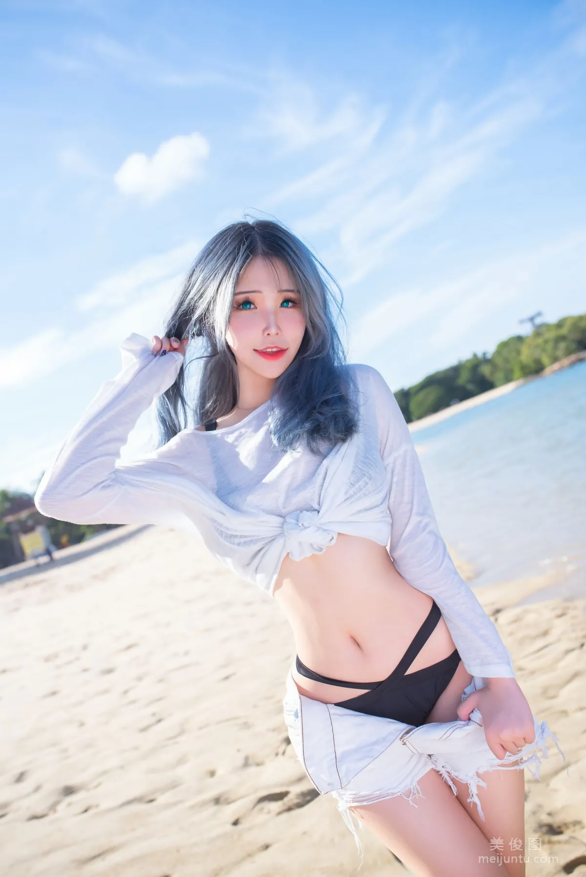 [Web Idols] Plant Lily - Beach lily photo 8