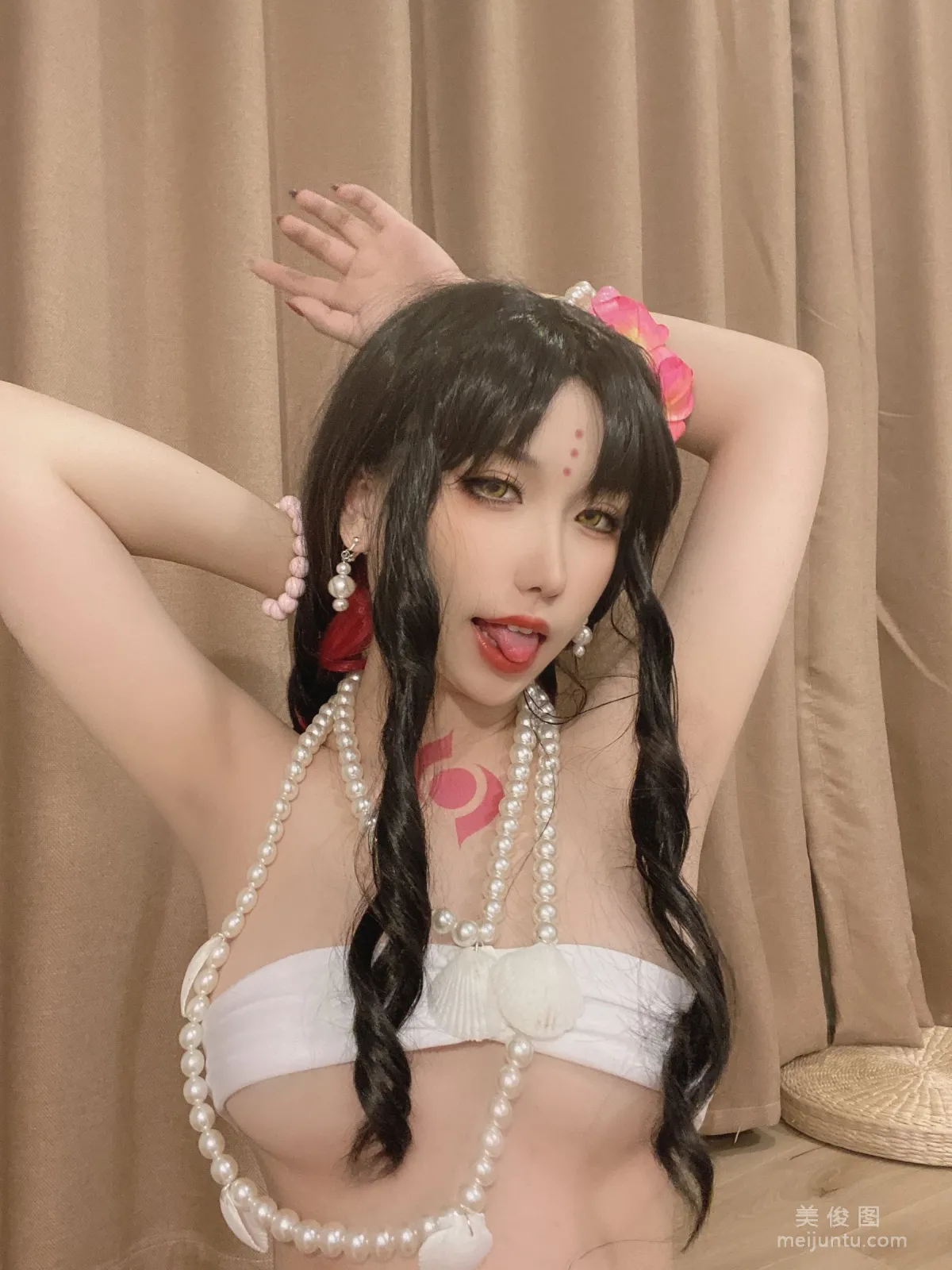Yibei Yibei: Web Idols photo 25