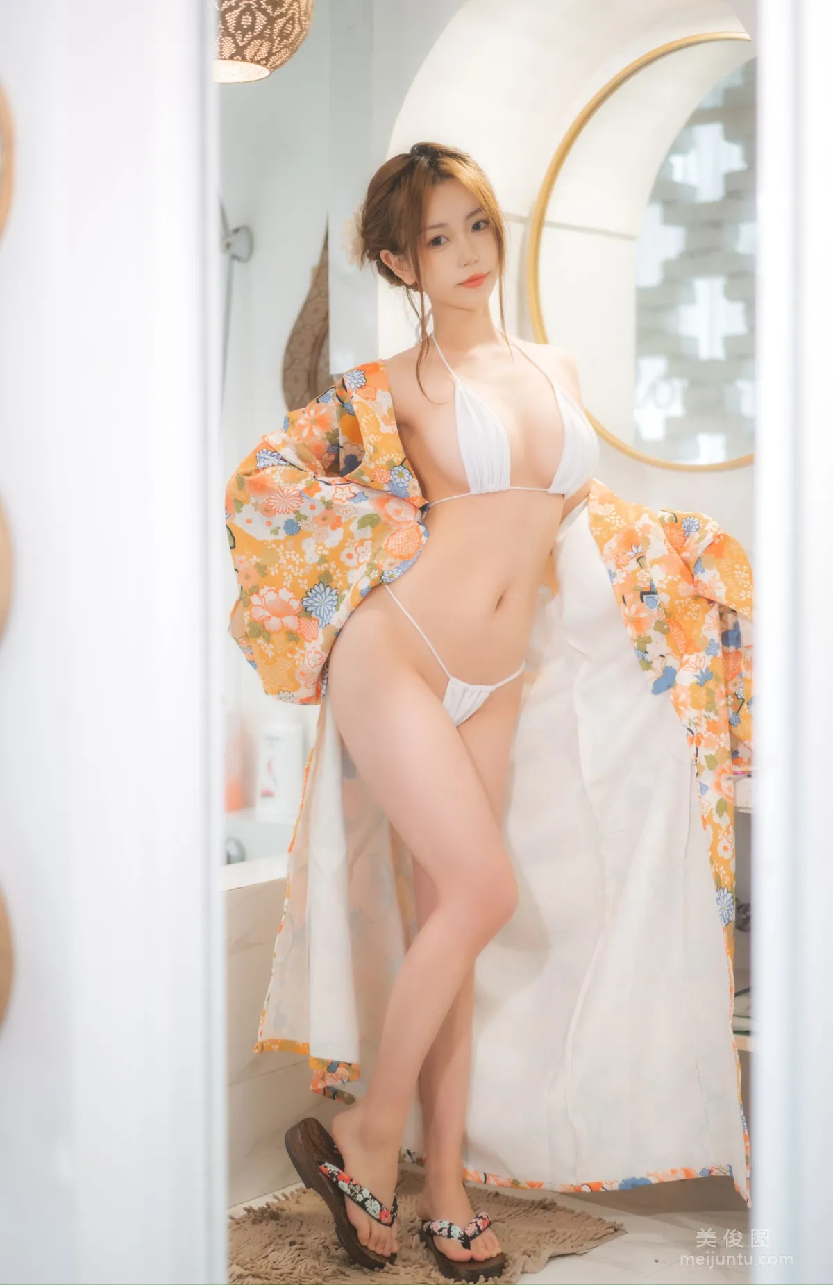 Yibei Yibei: Web Idols photo 9