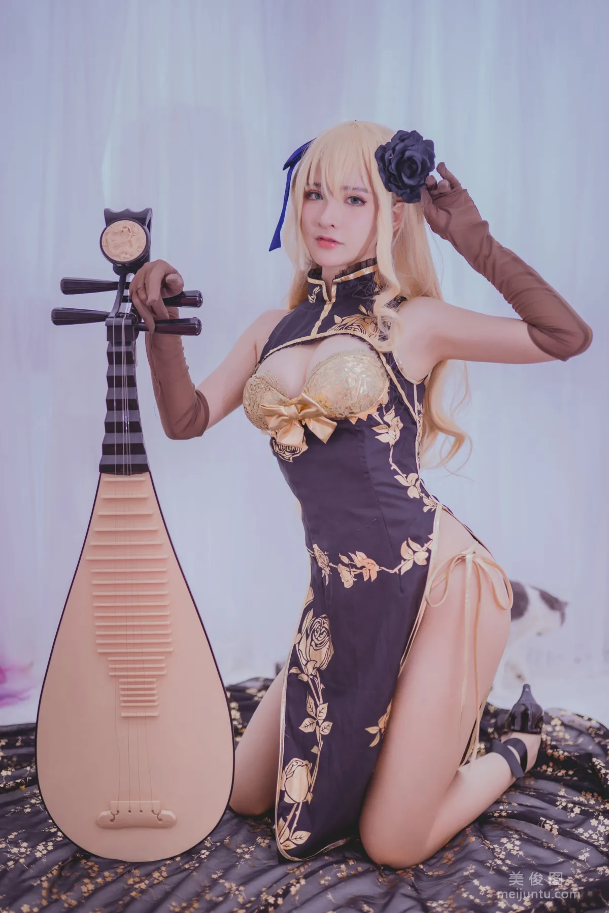 Qian Yu: Web Idols photo 13