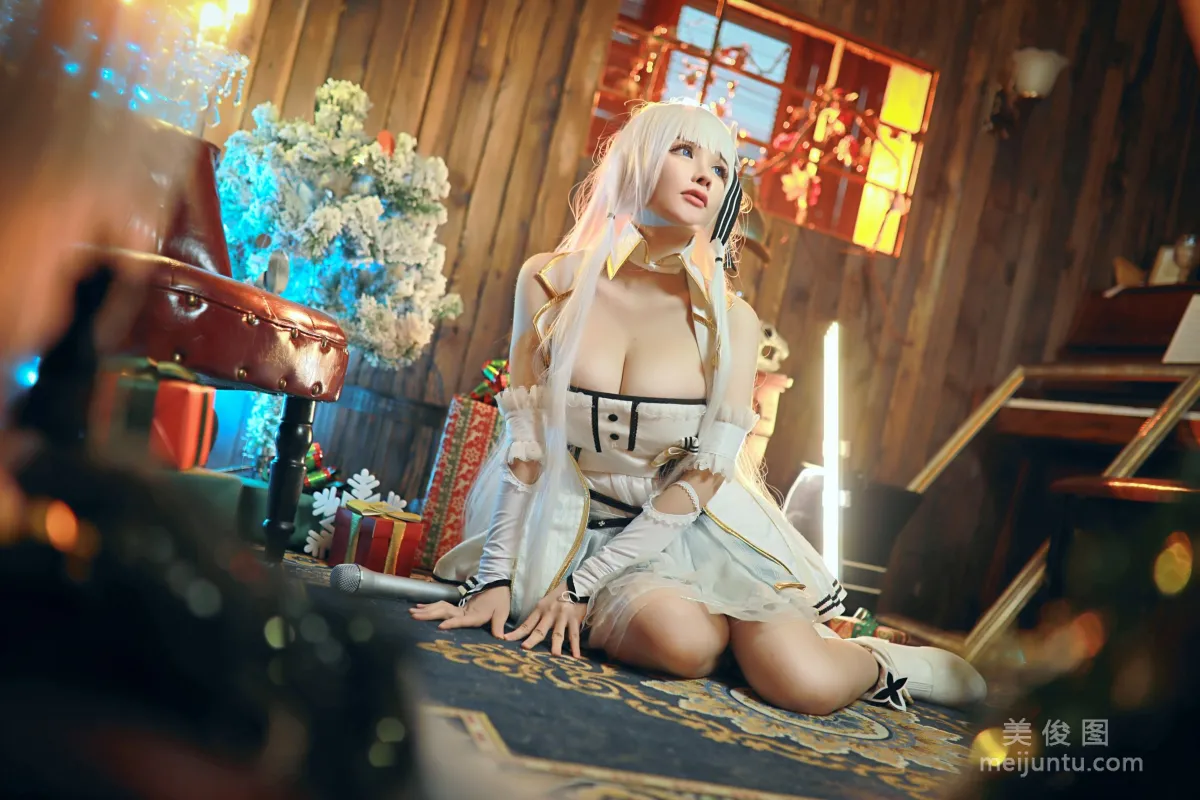 Qian Yu: Web Idols photo 7