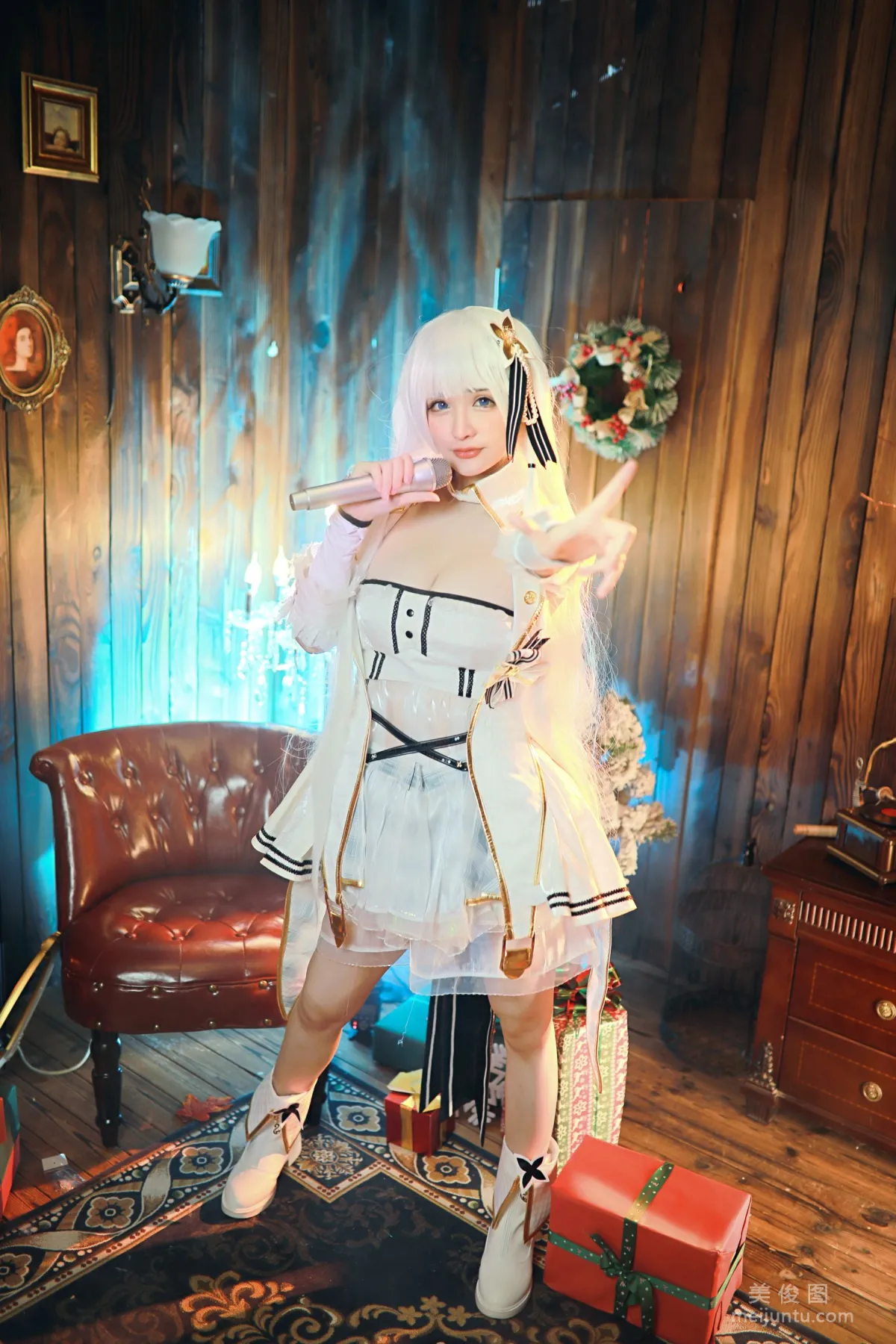 Qian Yu: Web Idols photo 9