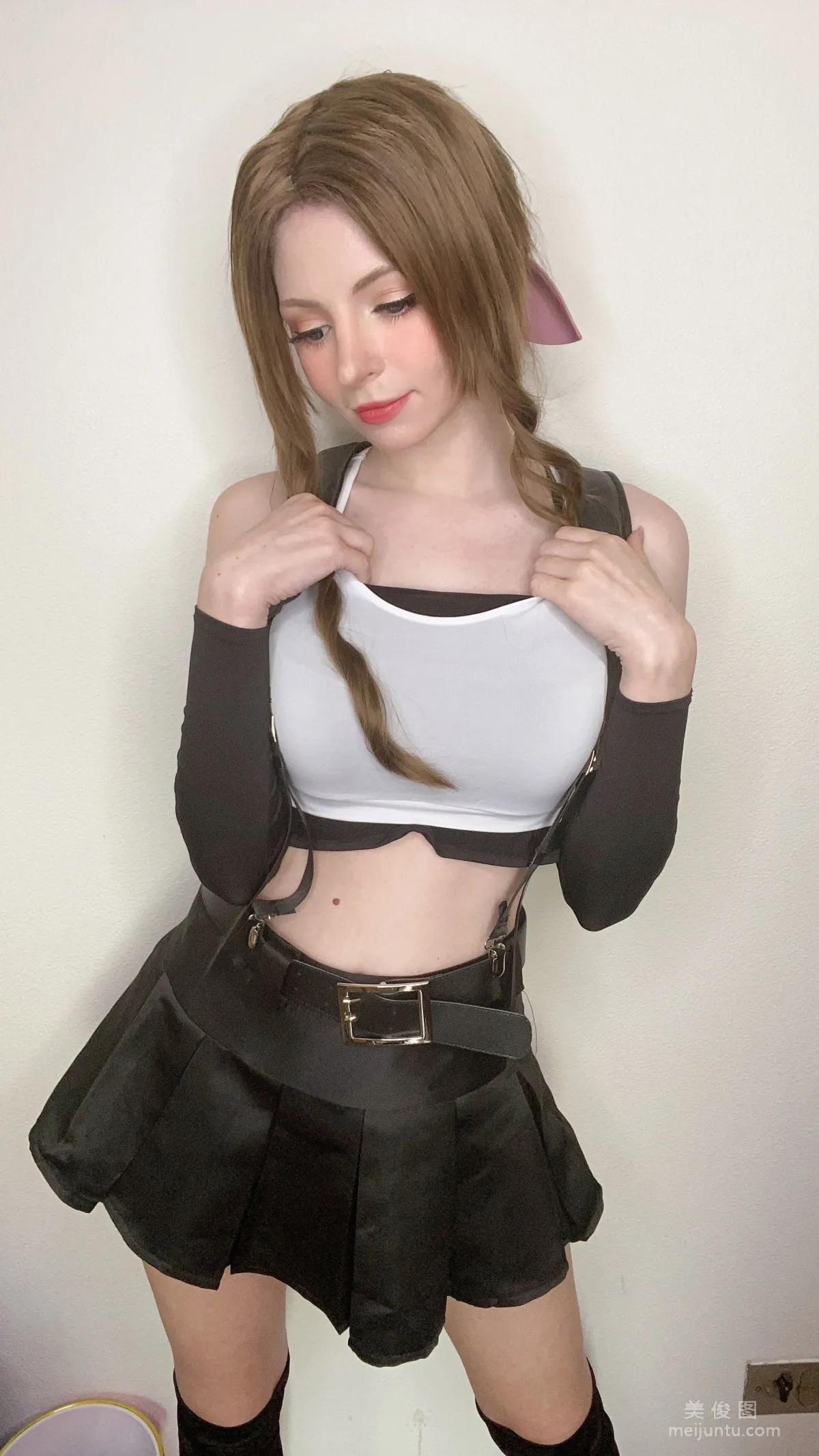[Web Idols Coser] Peach milky, Aerith Tifa Swap photo 31
