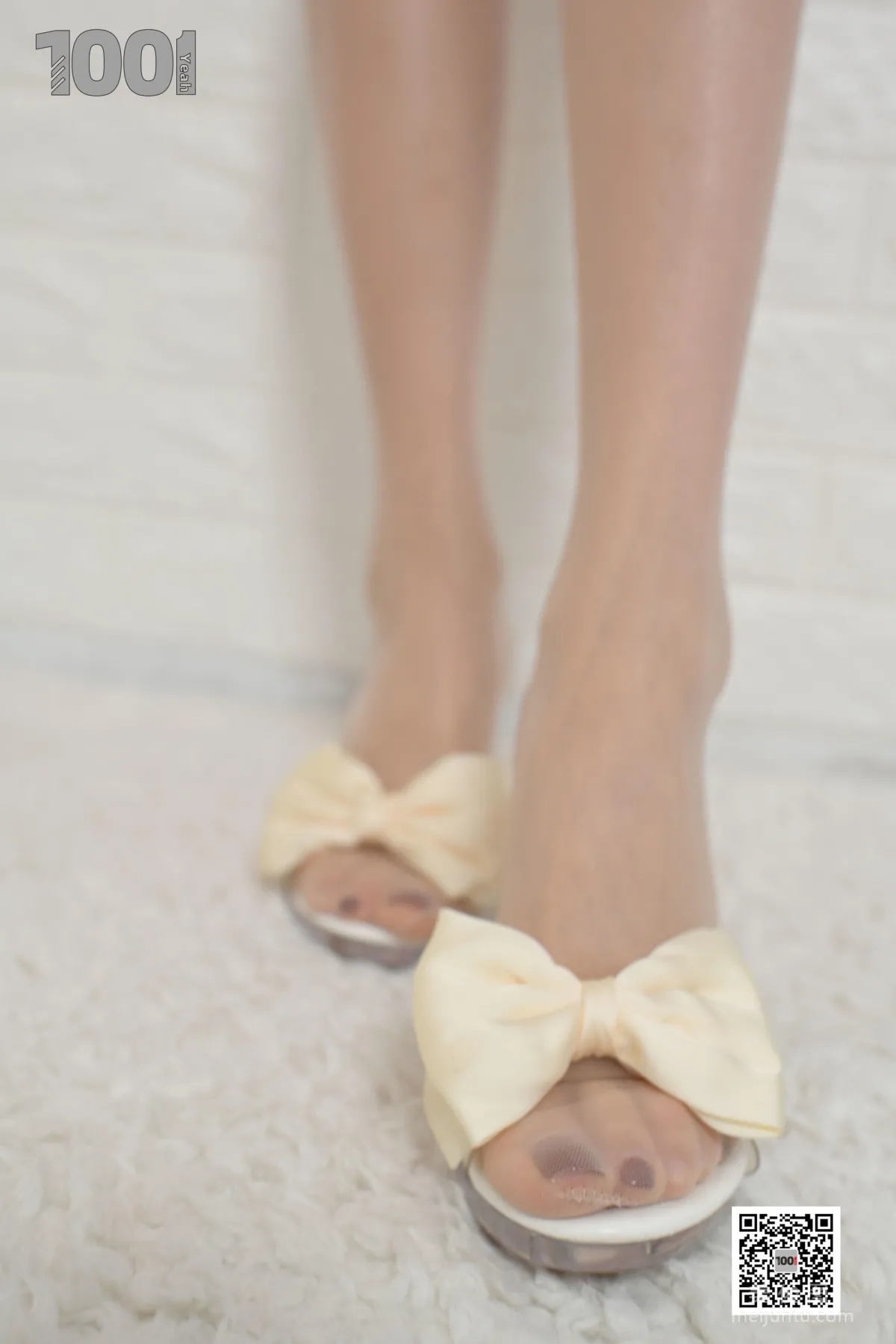 [One Thousand and One Nights] Model Lucy, Concentrated Capsule Silk Feet Photo Set photo 37