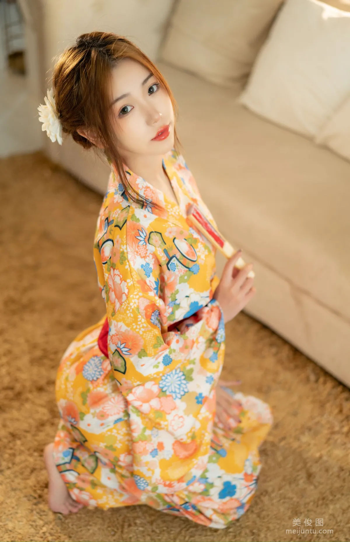 Yibei Yibei: Web Idols photo 6