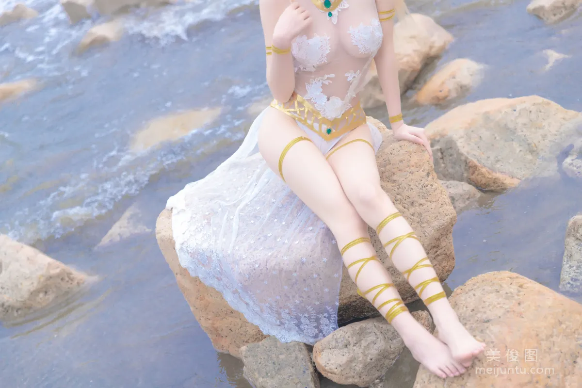 [Web Idols] Beauty Qingshui Younai - Marie Rose White Swimsuit photo 17
