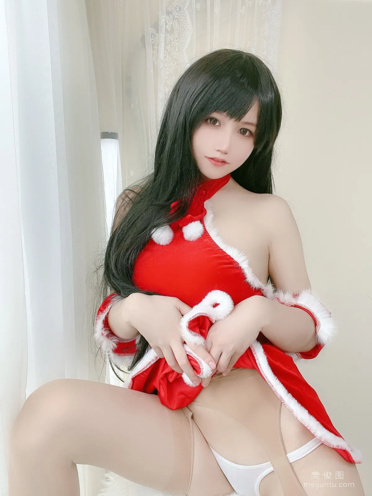 [Web Idols] Anime Blogger Xiaocang Qiandai w - Red Christmas Gift Dress photo 13