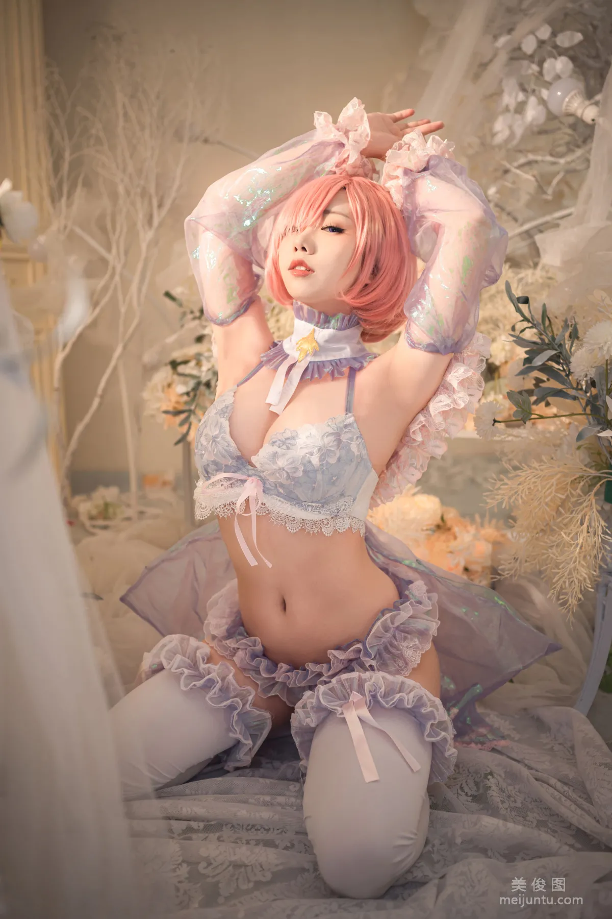 Yibei Yibei: Web Idols photo 23