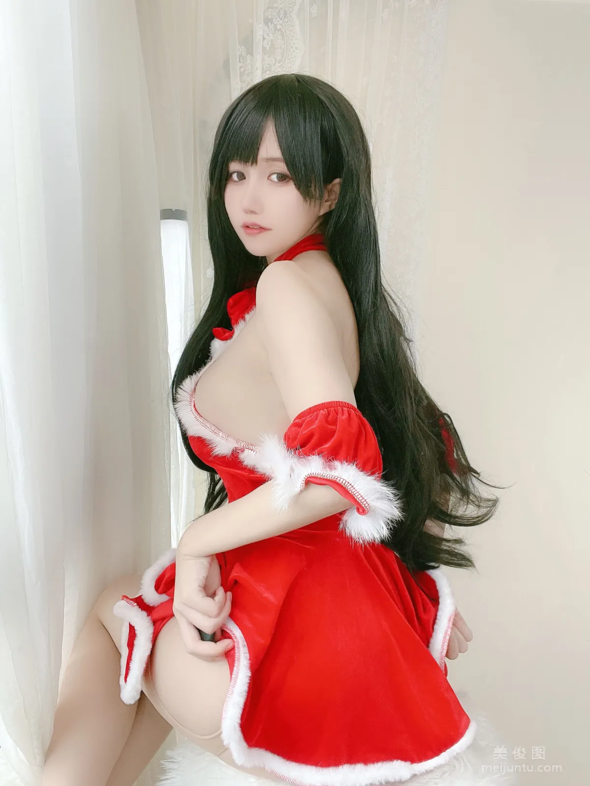 [Web Idols] Anime Blogger Xiaocang Qiandai w - Red Christmas Gift Dress photo 6