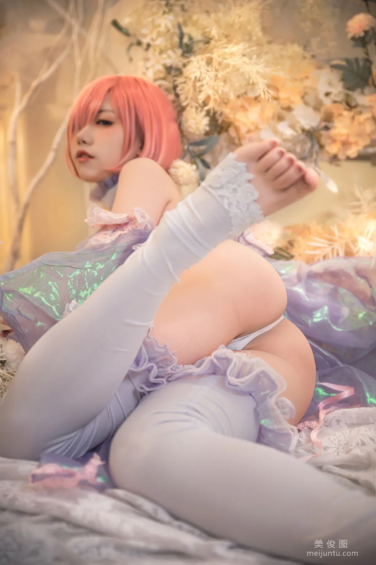 Yibei Yibei: Web Idols photo 4