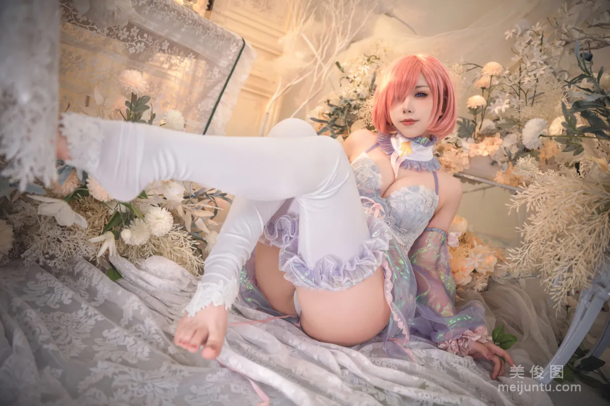 Yibei Yibei: Web Idols photo 9