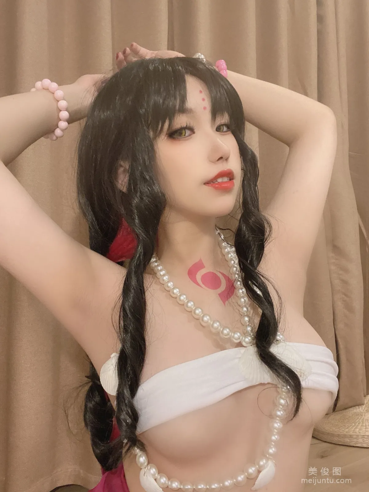 Yibei Yibei: Web Idols photo 28