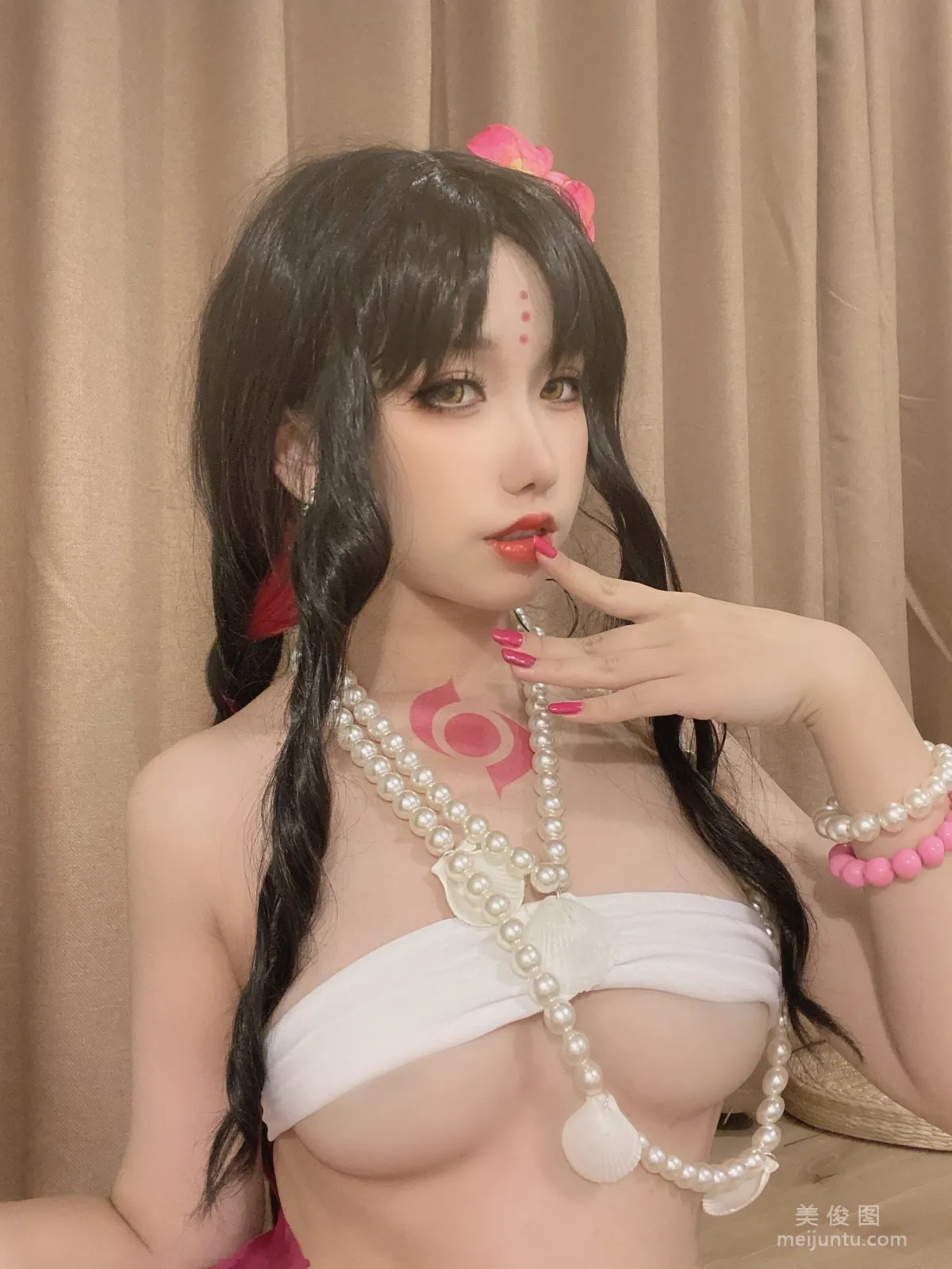 Yibei Yibei: Web Idols photo 27