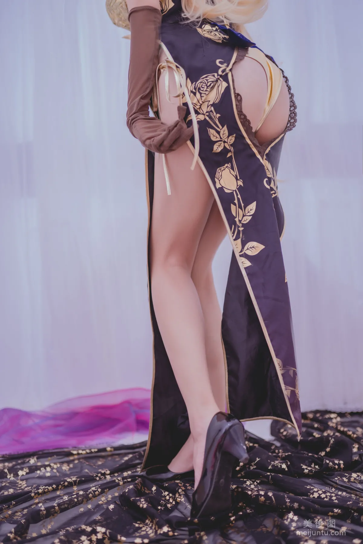 Qian Yu: Web Idols photo 29