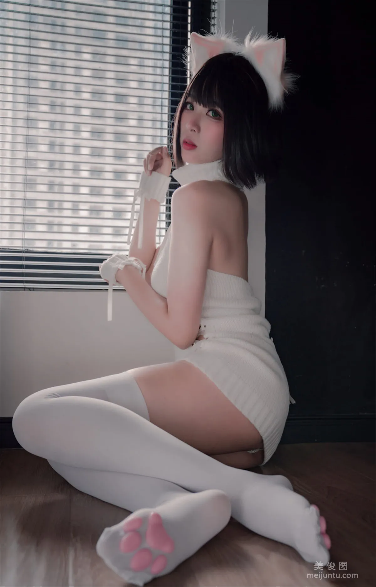 [Web Idols] Xuanxiao Xuejie - Cat Paw Socks photo 14