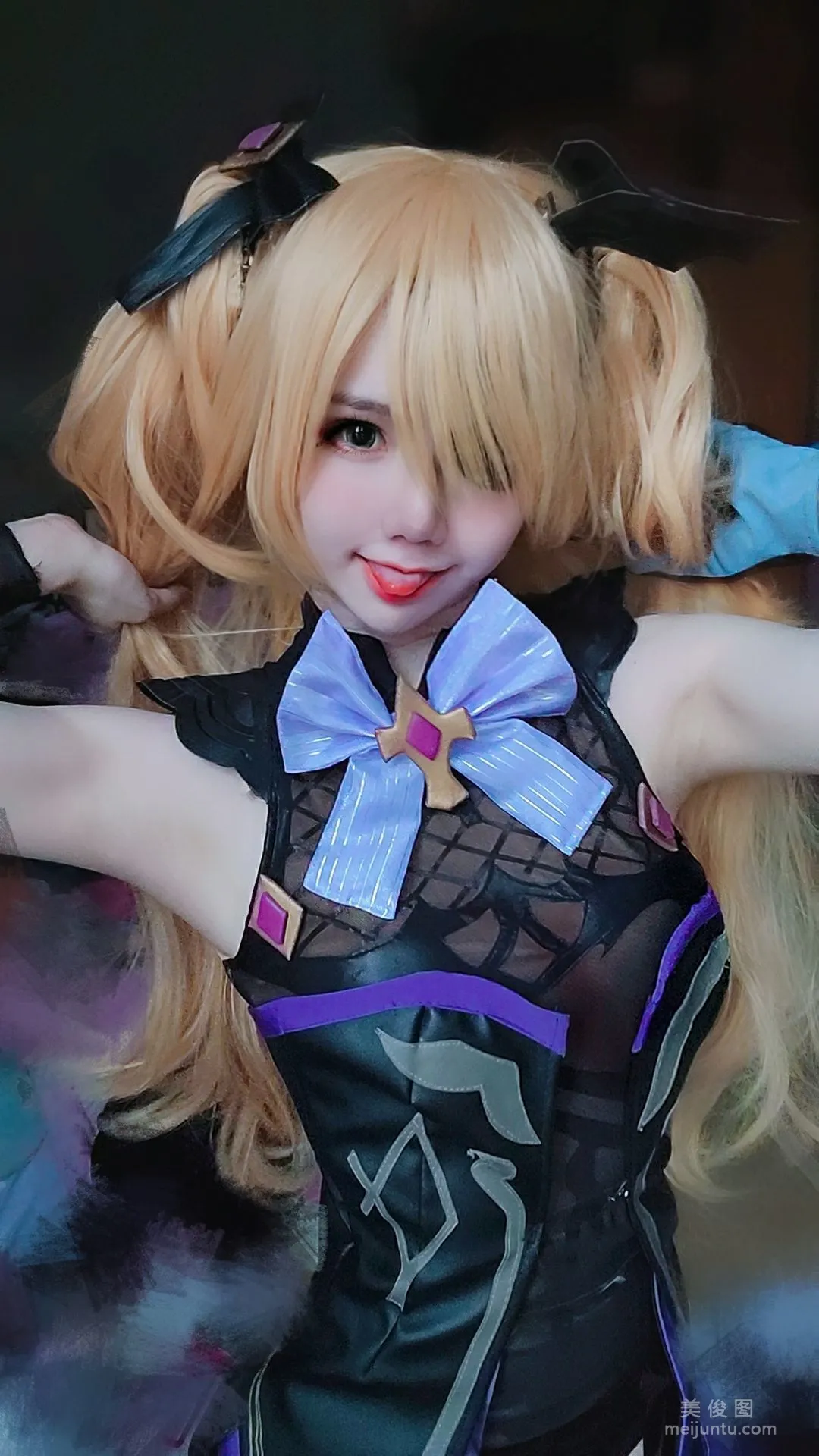 [網紅COSER] Sally Dorasnow - Fischl Selfie 7