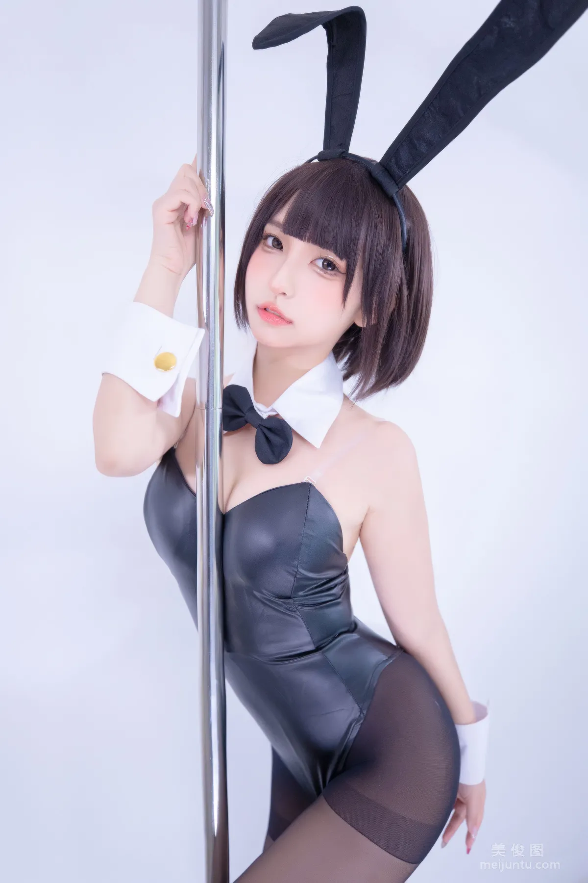 [網紅COSER] 蘿莉神楽闆真冬之バニーバブル 40