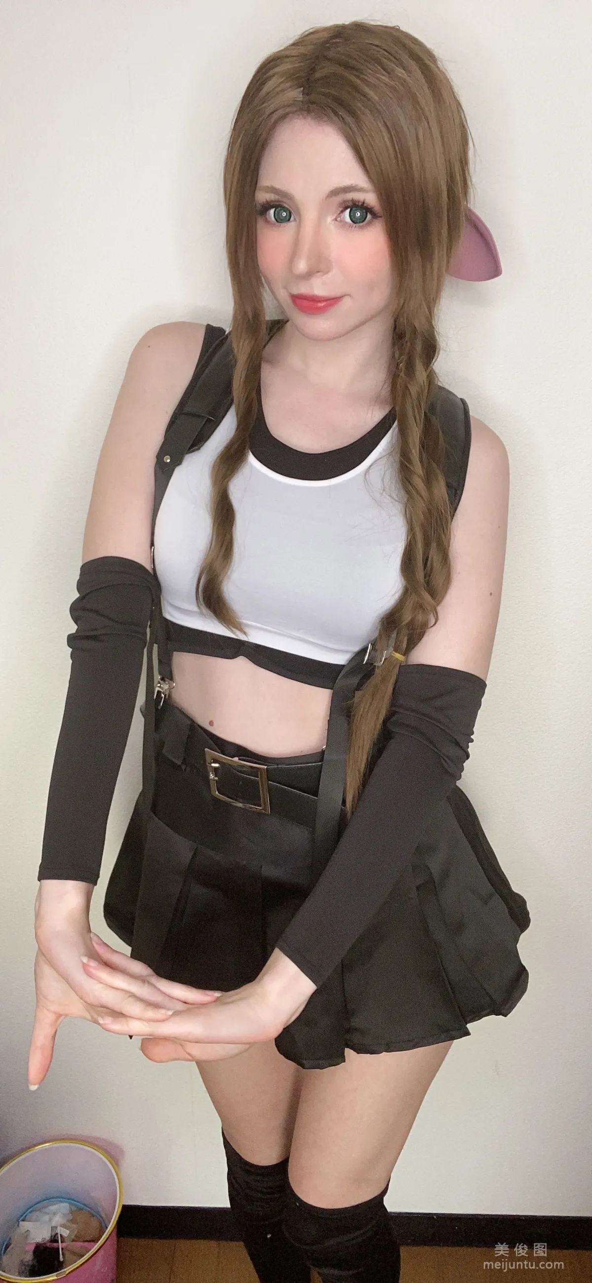 [Web Idols Coser] Peach milky, Aerith Tifa Swap photo 22