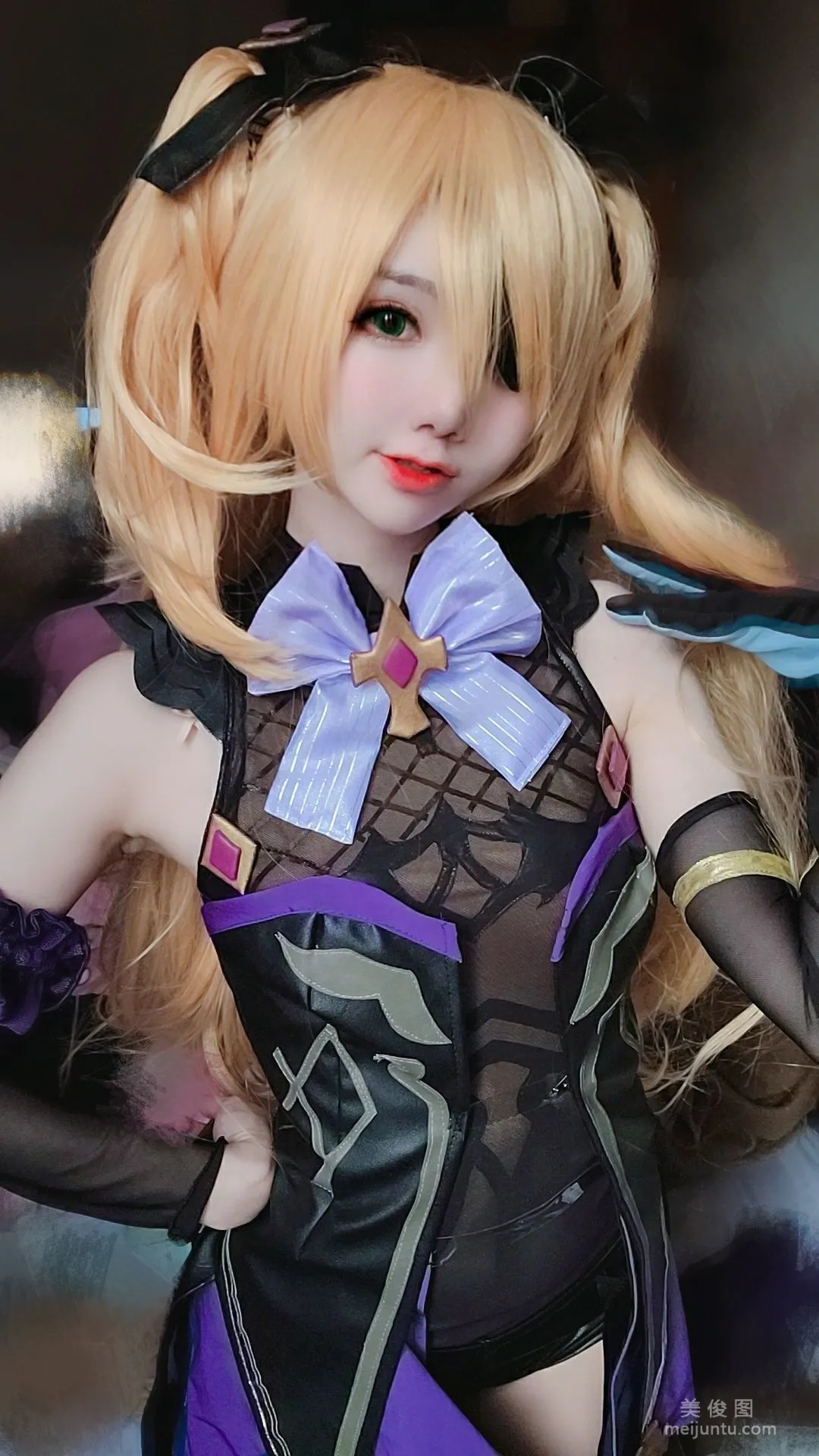 [网红COSER] Sally Dorasnow - Fischl Selfie9