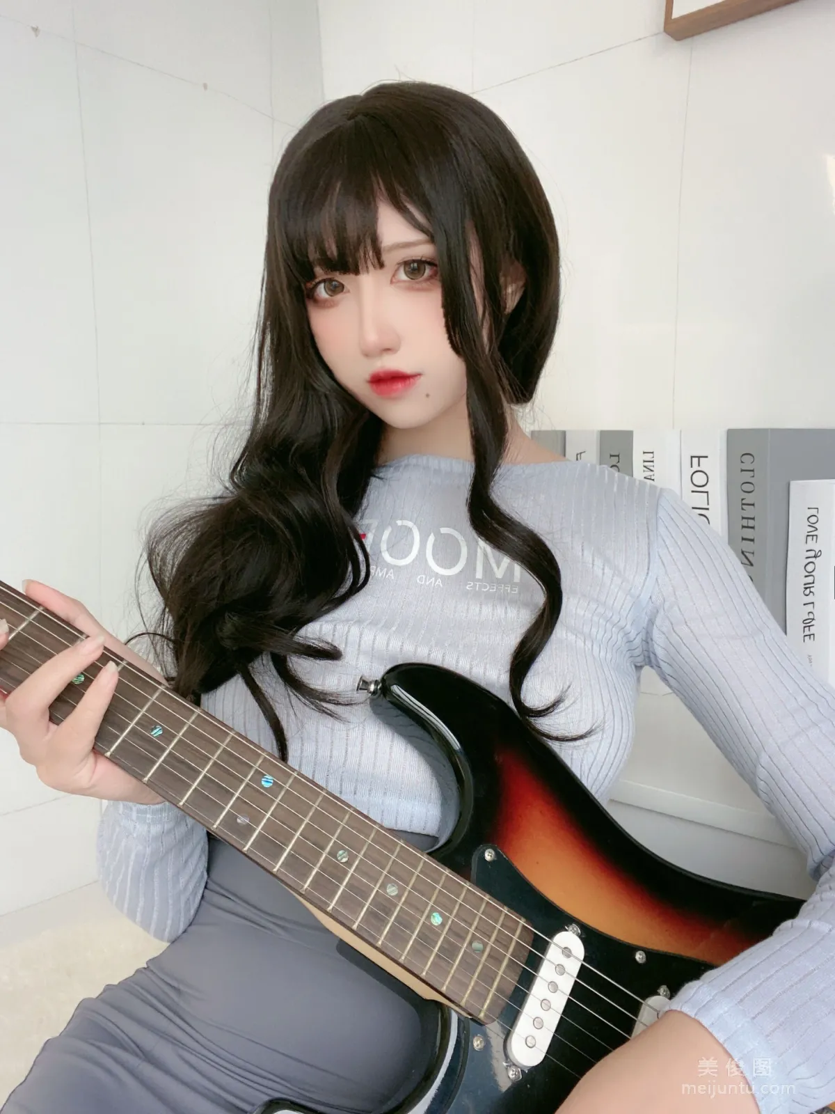 Jiuqu Jean: Web Idols photo 5