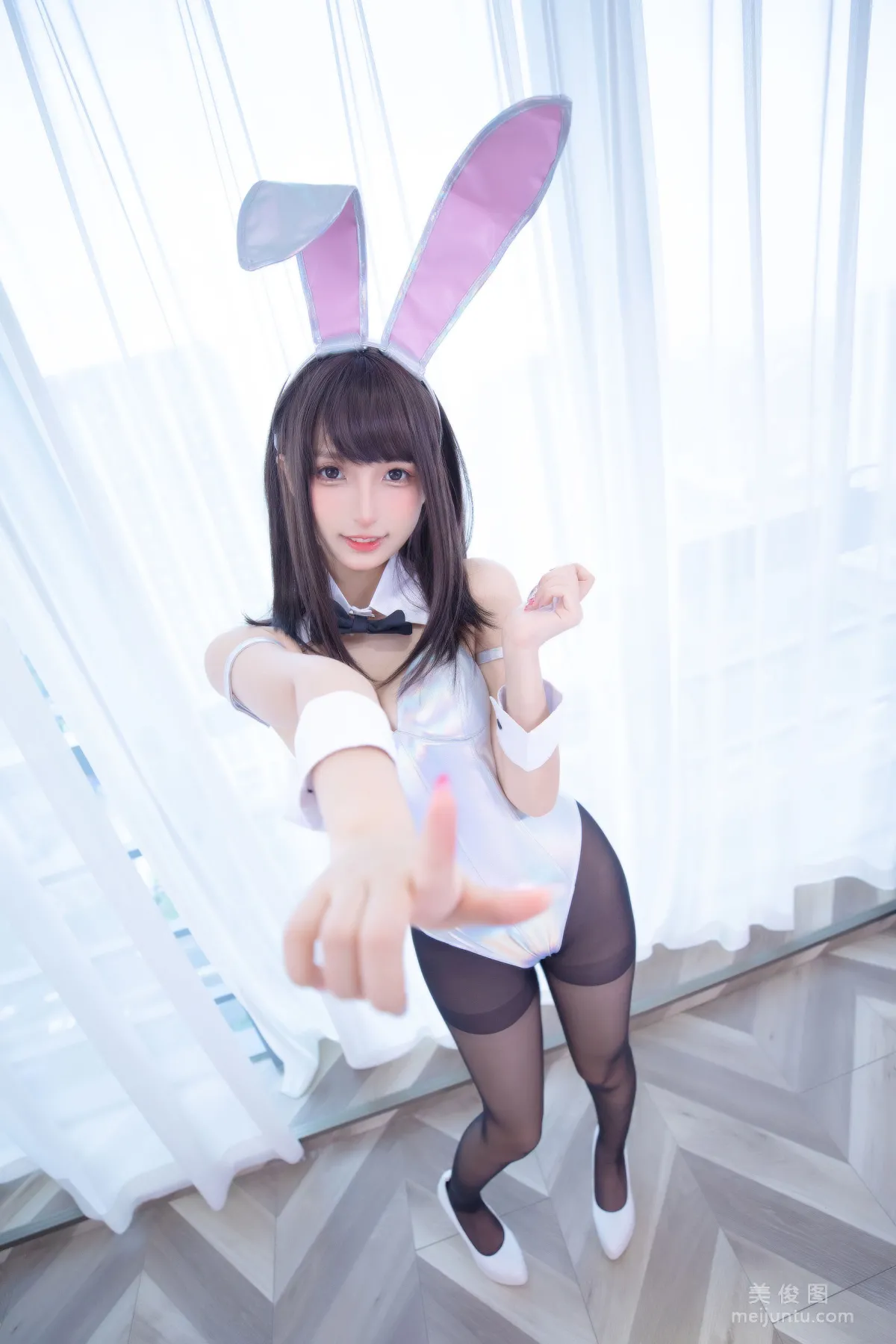 [網紅COSER] 蘿莉神楽闆真冬之バニーバブル 12