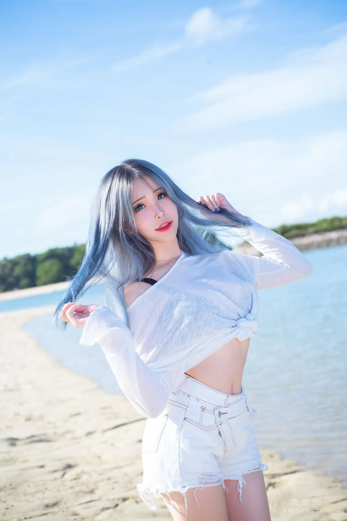 [Web Idols] Plant Lily - Beach lily photo 34