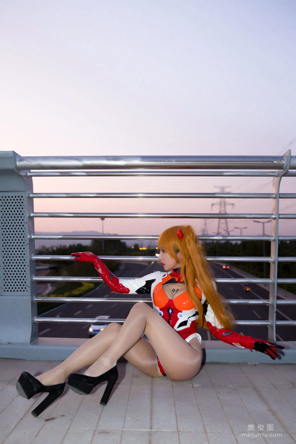 [Cosplay] Douyu Streamer Little Witch Luna, Azur Lane Glossy Version photo 7