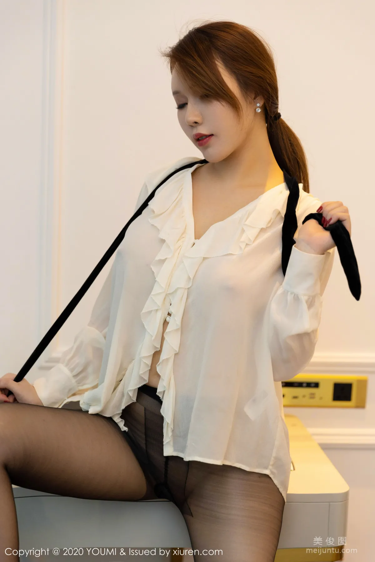 Egg Younisi 'Sexy OL Series' [YouMi] Vol.422 Photo Set photo 37
