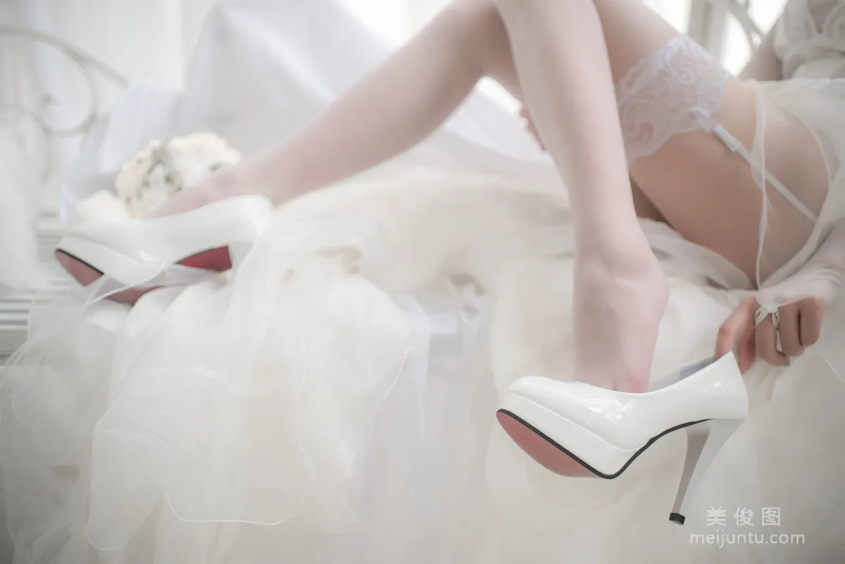 [Cosplay] Beauty Qingshui Younai - Atago Wedding Dress photo 8