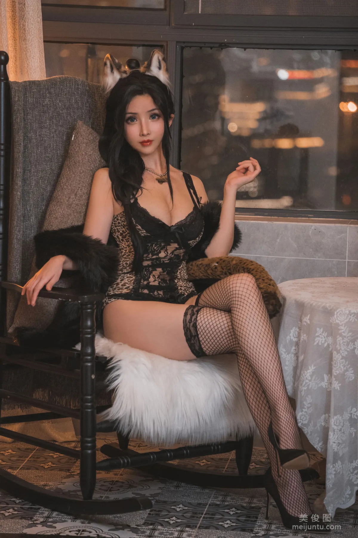 [COS写真] rioko凉凉子 - 豹子女士的秘密约会1