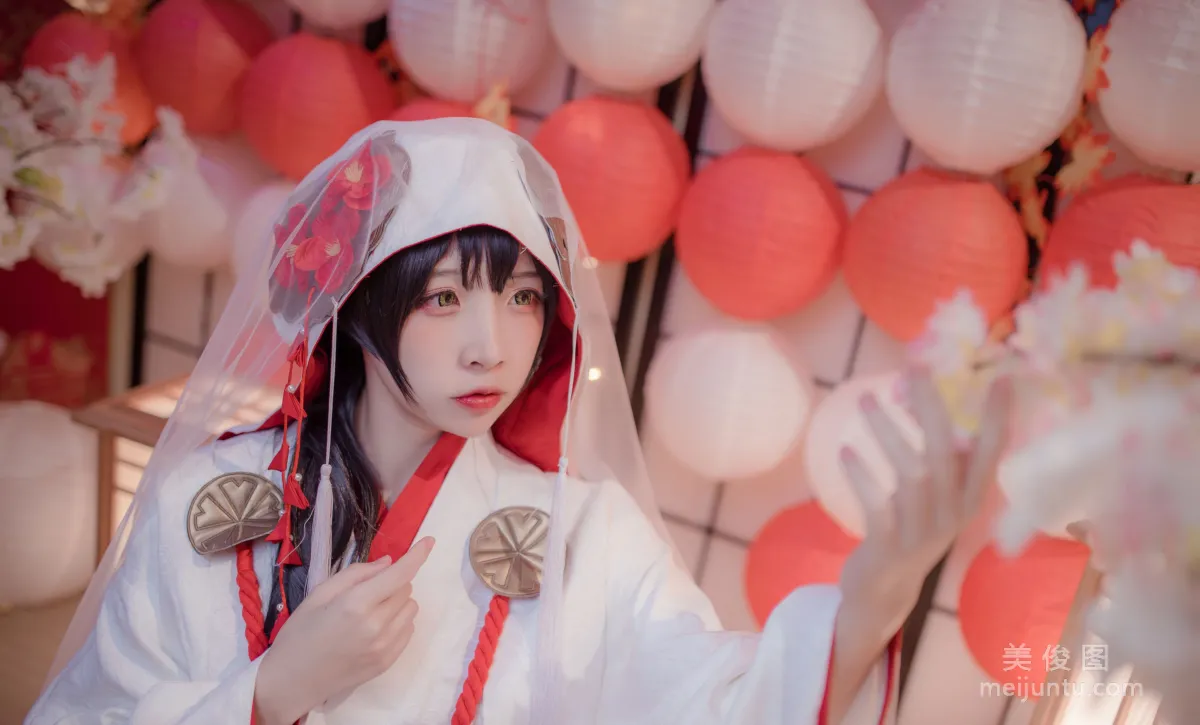 Erzuo Nisa: Web Idols photo 5