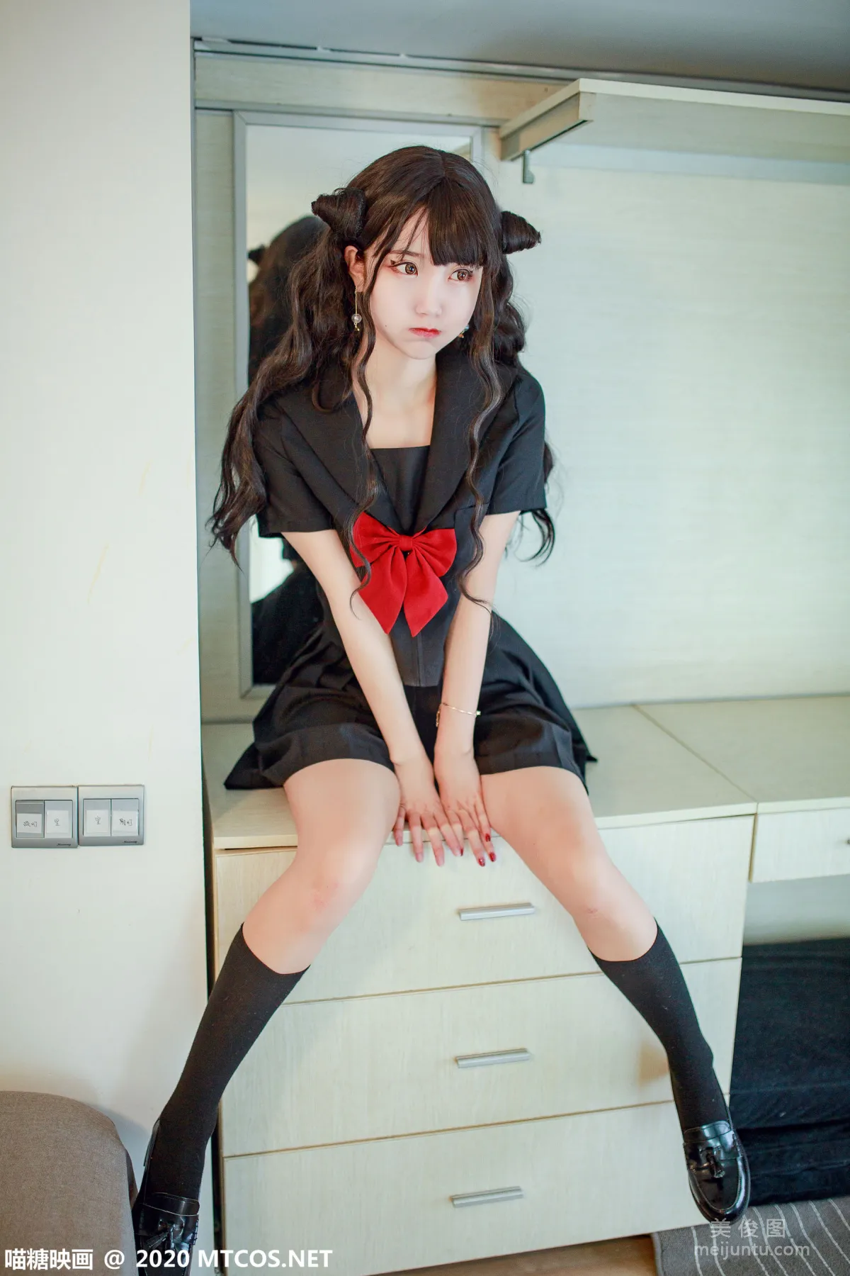 [喵糖映畫] JKL.007 《惡魔JK制服》 寫真集 1