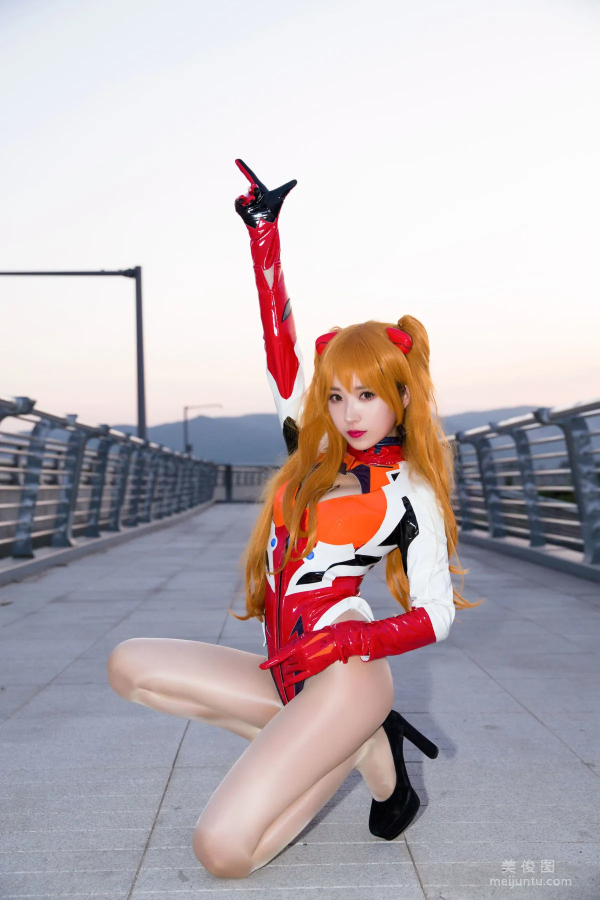 [Cosplay] Douyu Streamer Little Witch Luna, Azur Lane Glossy Version photo 14