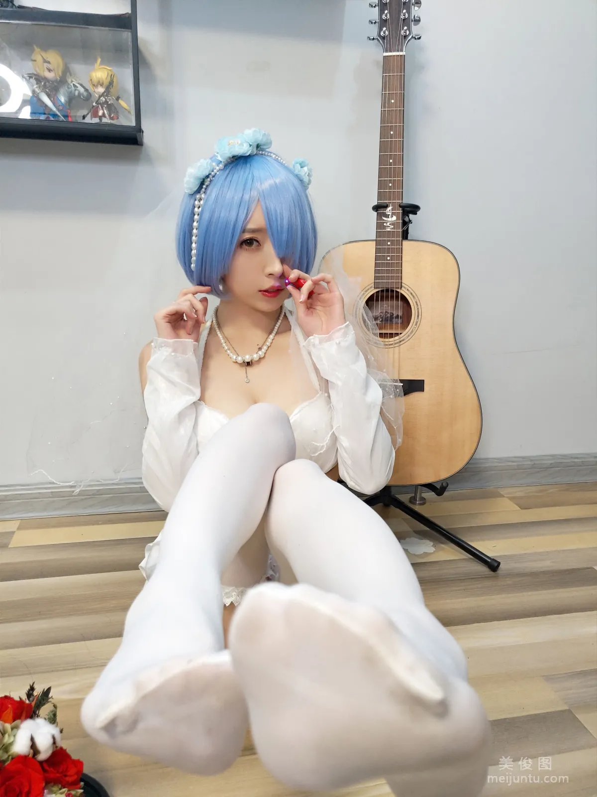 [Cosplay] Web Idols Douyu Streamer Xiaonv Wulu Na - Rem Wedding Dress photo 4