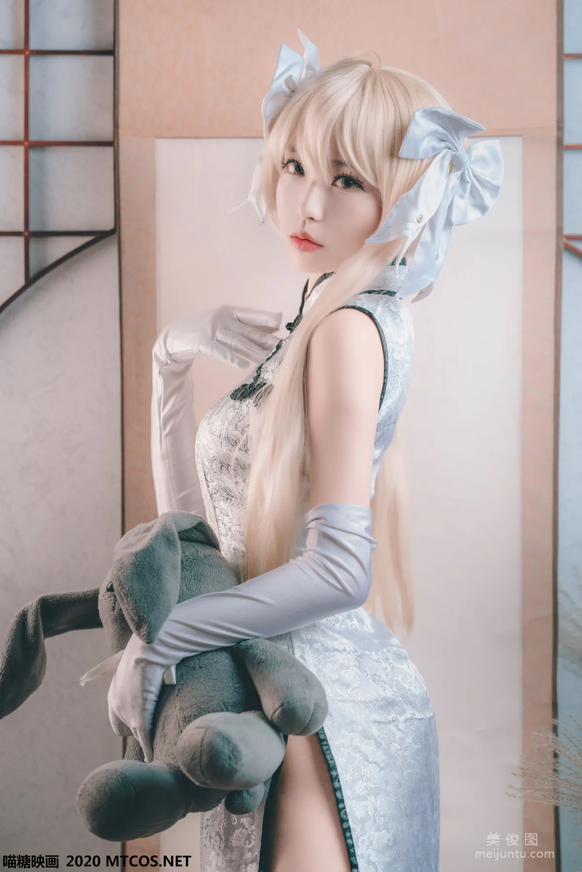 [Miaotang Yinghua] HML.009 Silver Silk Qipao Photo Set photo 4