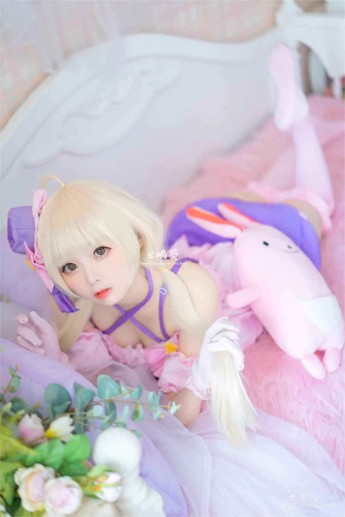 [Miaotang Yinghua] VOL.133, Little Swan Maid and Kizuna AI Photo Set photo 16