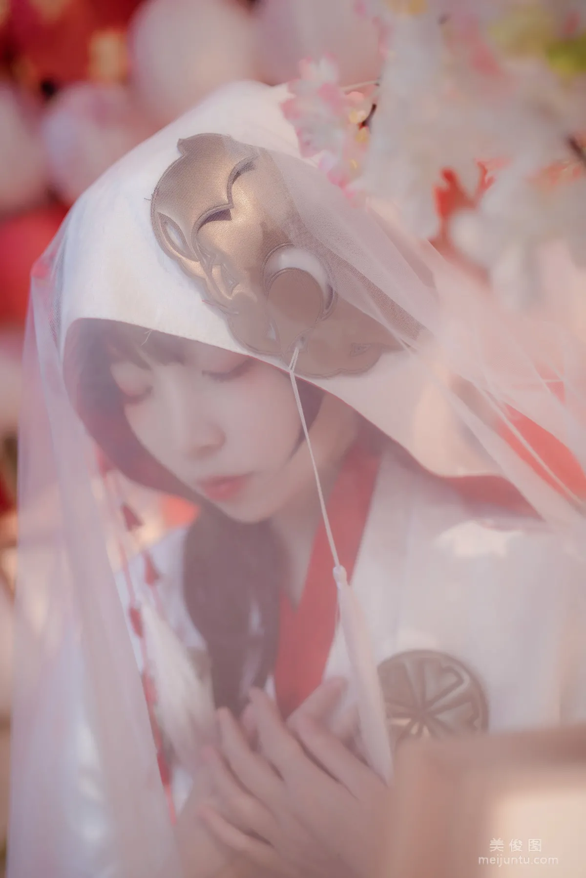 Erzuo Nisa: Web Idols photo 8