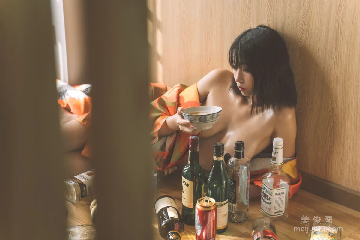 [COS福利] 萌妹奈汐酱nice - 消愁2