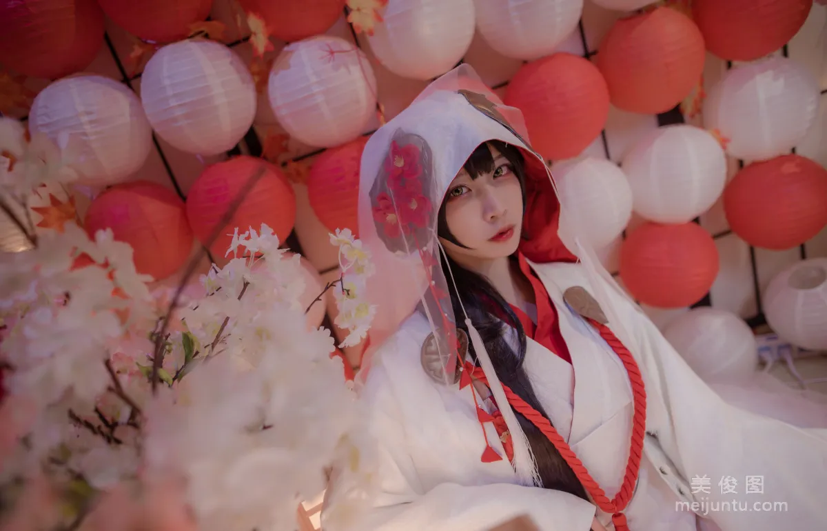 Erzuo Nisa: Web Idols photo 9