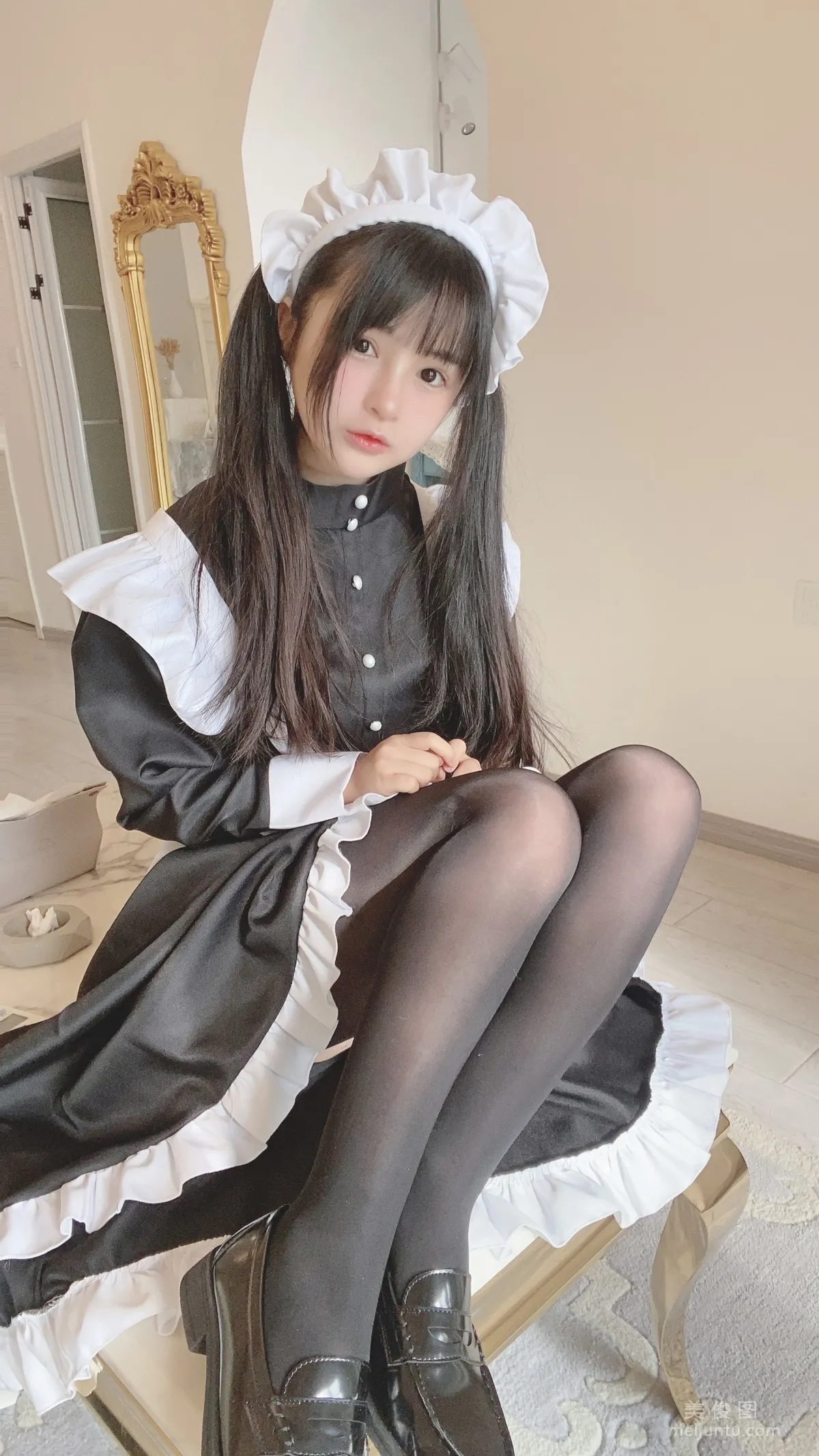 Yingjing Ningning: Web Idols photo 25