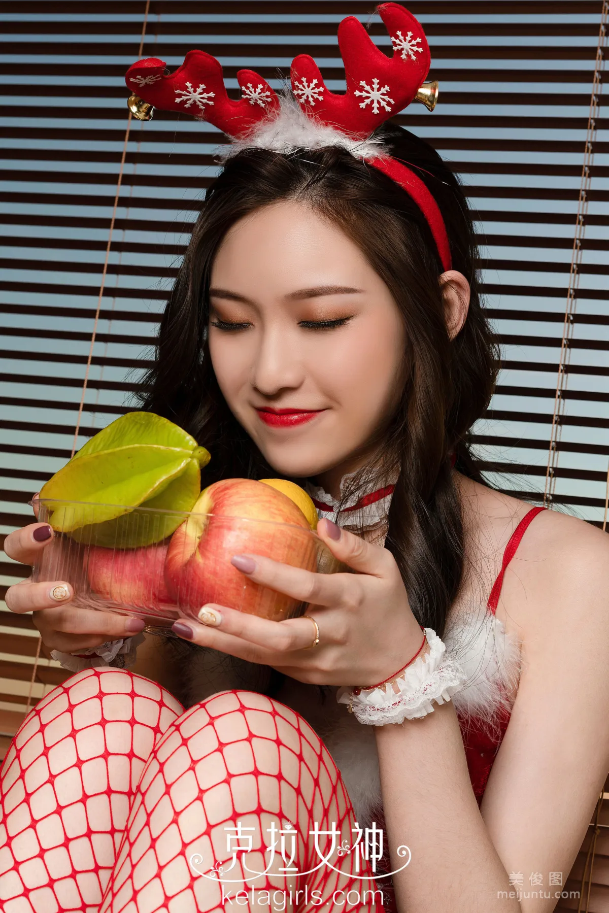 [Kelagirls] Qianqian, Fruit Christmas Party Photo Set photo 13