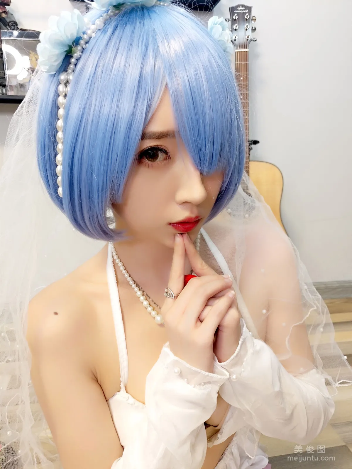 [Cosplay] Web Idols Douyu Streamer Xiaonv Wulu Na - Rem Wedding Dress photo 10