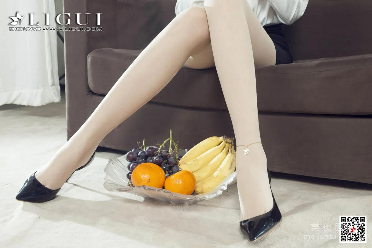 Model 敏儿《肉丝水果丝足》 [丽柜Ligui] 写真集61