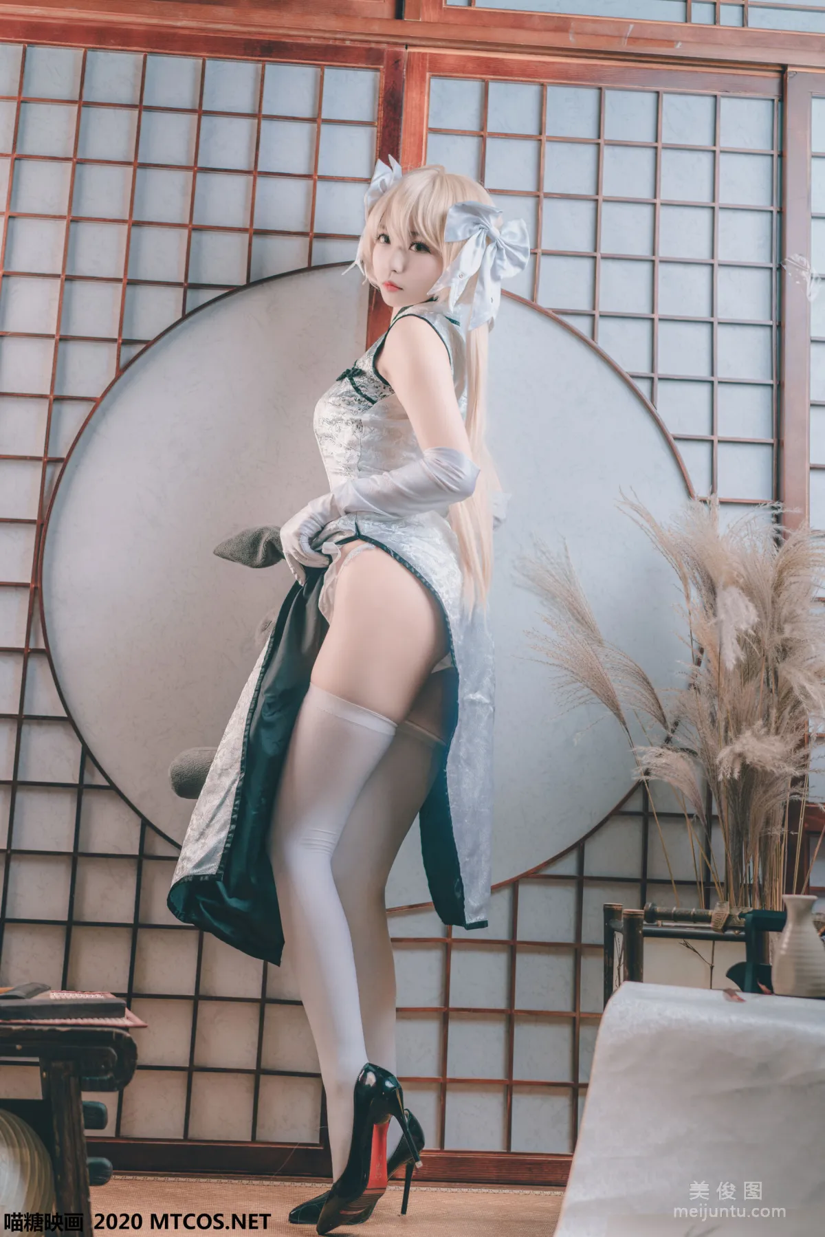 [Miaotang Yinghua] HML.009 Silver Silk Qipao Photo Set photo 8