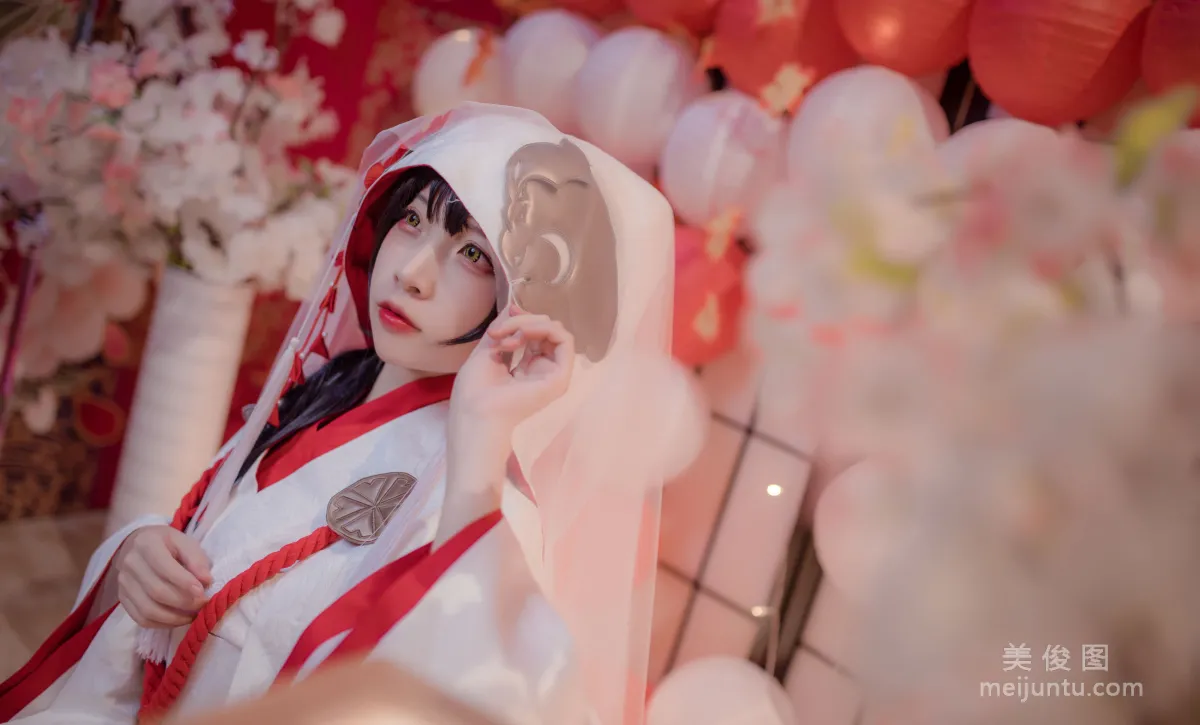 Erzuo Nisa: Web Idols photo 4
