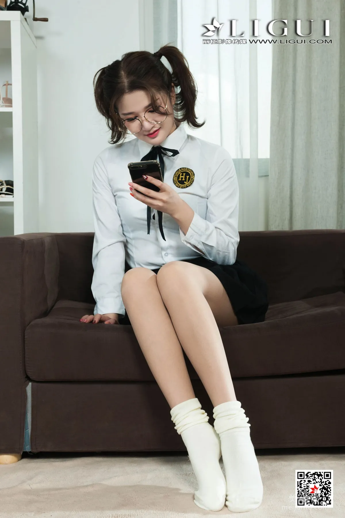 Model 然然&amp;文芮《雙生學妹絲足誘惑》 [麗櫃Ligui] 寫真集 6