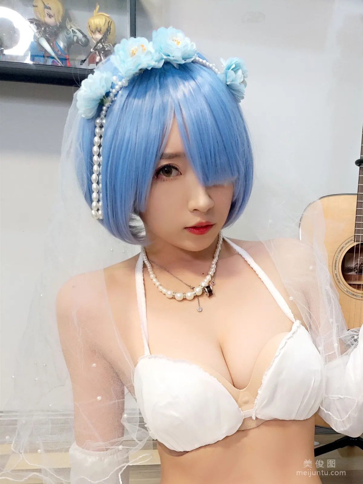 [Cosplay] Web Idols Douyu Streamer Xiaonv Wulu Na - Rem Wedding Dress photo 24