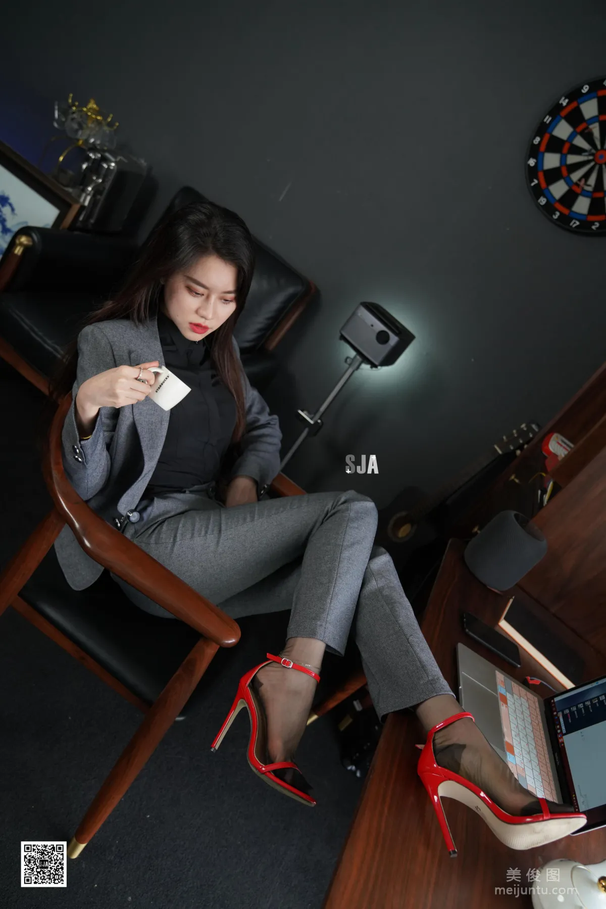 Jia Ye: SJA SJA010 photo 16