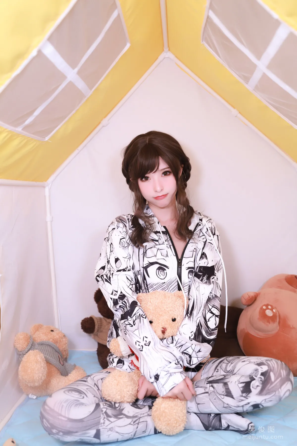 Qingshui Younai: Web Idols photo 4