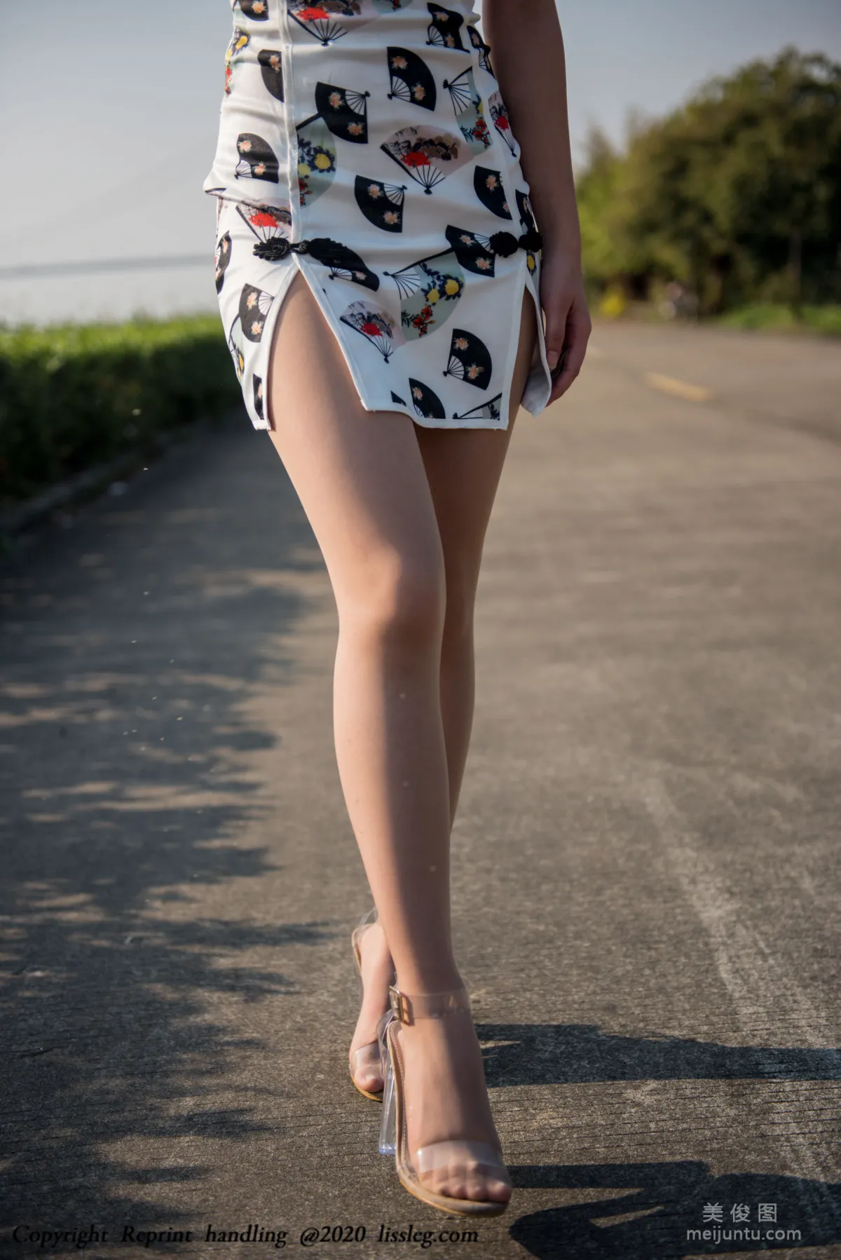 GIRLISS photo 25